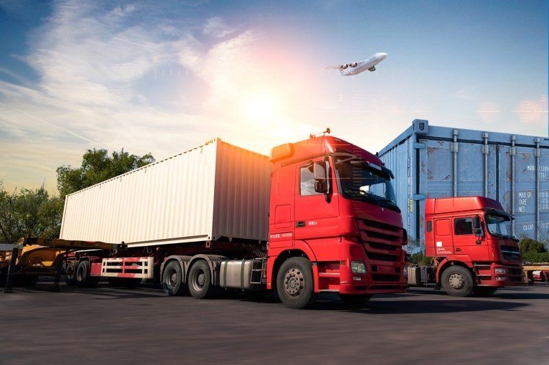 Land freight vehicle